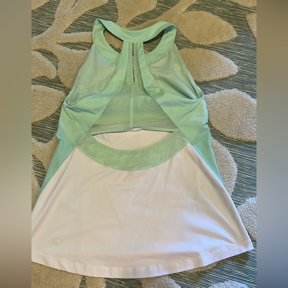 Lululemon Run: Make It Count Tank 10–EUC - Picture 6 of 6